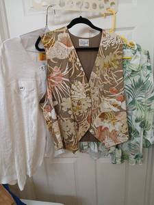 lot 1511 image: Womens Clothing Lot of 3 Ruby Rd. Size 18, Nita Carr Original Vest, Allison Daley XL