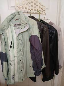 lot 1516 image: Columbia Womens Vertex Jacket M and Sonoma Lambskin Leather Jacket XL Lot