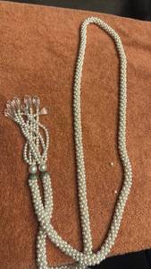 lot 1902 image: Necklace one part of the end of necklace needs repaired