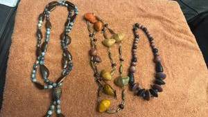 lot 1903 image: Necklaces