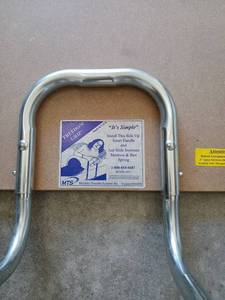 lot 3004 image: MTS Freedom Grip Bed Assist Handle 150 lb Limit Model 501