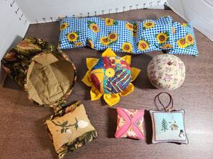 lot 3127 image: Pin cushions