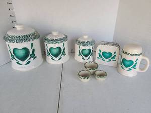 lot 3236 image: Green Heart Pattern Canister Set Lot 3 Canisters Napkin Holder Shaker 3 Bowls