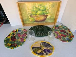 lot 3238 image: Trays, trivets, drinkware