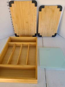 lot 3316 image: Cooks Supply Co Cutting Board Set of 2 Plus Drawer Organizer and Glass Board