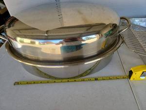 lot 3321 image: Stainless steel roaster, foil roasters, racks