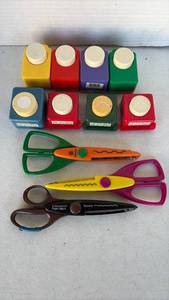 lot 3412 image: Crafting punches and fun scissors