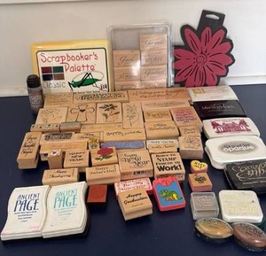 lot 3500 image: Rubber stamps and ink in tote