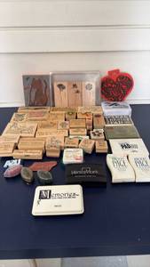 lot 3501 image: Stamps and ink pads in tote