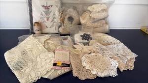 lot 3502 image: Doilies and lace