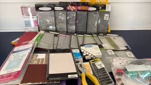 lot 3505 image: Scrapbooking supplies