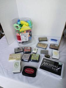 lot 3521 image: Stamp Ink Pad and Stamp Block Lot