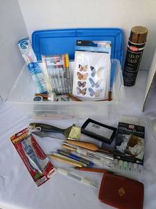 lot 3522 image: Art Craft Supply Lot Krylon Gilded Brass Spray Pentel Presto Zig Markers and tools
