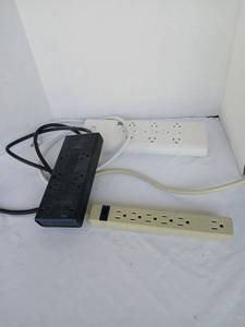 lot 3543 image: Insignia Power Strip Lot of 3 Including Power Sentry 6 Outlet Strip