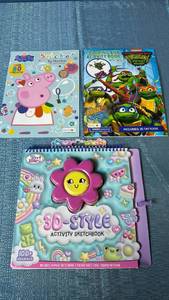 lot 2075 image: Bendon Activity Book Lot of 3 Peppa Pig TMNT 3D-Style Sketchbook