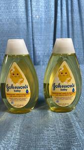lot 3036 image: Johnsons Baby Head-to-Toe Wash & Shampoo 13.6 fl oz (400 mL) Lot of 2