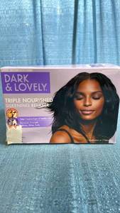 lot 3041 image: Dark & Lovely Triple Nourished Silkening Relaxer Regular Relaxer Kit