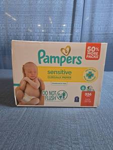 lot 8036 image: Pampers Sensitive Fragrance Free Baby Wipes 336 Count 6 Packs of 56