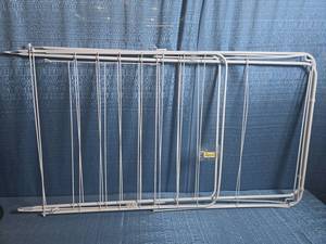 lot 8038 image: Butterfly Drying Rack 002-00-6290