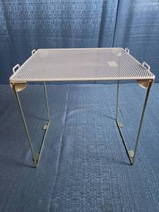 lot 8045 image: Stackable Mesh Top Shelf Organizer with Gold-Tone Wire Legs