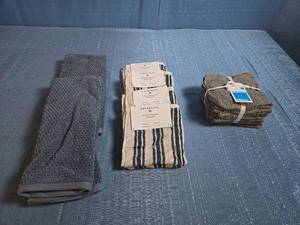 lot 8049 image: Kitchen Towels and Washcloths Set with 2 Threshold Brand Hand Towels, 4 Parachute Brand 12 x 12 Striped Washcloths and 6 Room Essentials Brand 12 x 12 Washcloths