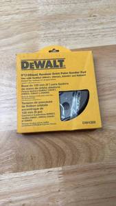 lot 107 image: DeWALT 5 (125mm) Random Orbit Palm Sander Pad DW4388 - Retail $30