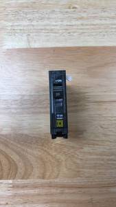 lot 111 image: Square D 20 Amp Single Pole Circuit Breaker 10 kA 120240V - Retail $20