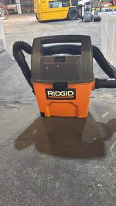 lot 144 image: RIDGID Wet Dry Vacuum - Retail $0