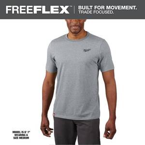 lot 205 image: Pack of 1  Milwaukee 603G-Xl Men S Xl Gray CottonPolyester Short Sleeve Hybrid T-Shirt - Retail $25