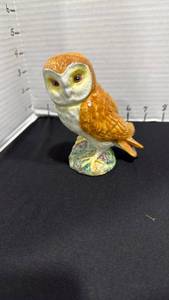 lot 1005 image: Beswick England Barn Owl porcelain figurine, model #2026, designed by Albert Hallam