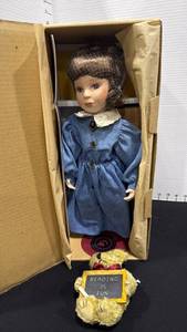 lot 1055 image: Boyds Bears Yesterday Childs is Ms. Ashley The Teacher (#4905) with Boyds bear