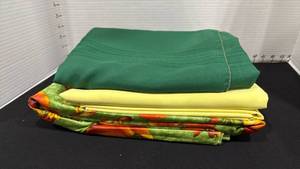 lot 1067 image: Tablecloths including one vinyl