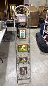 lot 1123 image: Metal easel 57x12 for pictures
