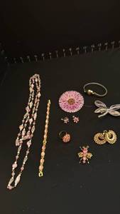 lot 1235 image: Womens jewelry including watch
