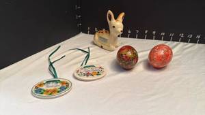 lot 1263 image: Decorative eggs and more
