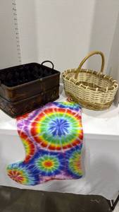 lot 2003 image: Basket with handles 7x13.5x10.5, Easter basket 11x14x9 and large fleece stocking
