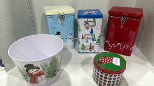 lot 2023 image: Assorted tins