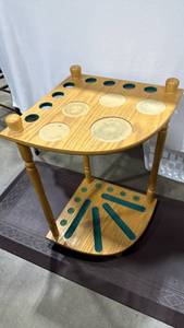 lot 2031 image: Corner floor-standing pool cue stick rack 24x14x14