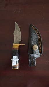 lot 103 image: Handmade Damascus & Carbon Steel 109515N20 3 Small Skinner Knife with Black Embossed Sheath