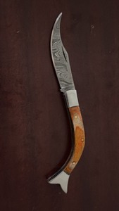lot 112 image: Handmade Damascus Steel 109515N20 3 Fish-Shaped Folding Knife with Sheath
