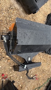 lot 708 image: Unused MINI SKID Hydraulic Sweeper Broom Attachment with Mounting Plate and Hoses