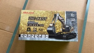 lot 1134 image: Unused SDLANCH 124 Die-Cast Remote Controlling Excavator 6 Channel RC