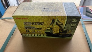 lot 1135 image: Unused SDLANCH Remote Controlling Excavator 124 Scale 6 Channel RC Die-Cast