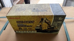 lot 1143 image: Unused DSLANCH 124 Die-Cast RC Remote Controlling Excavator
