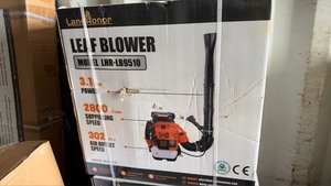lot 1152 image: Unused LandHonor Leaf Blower 75.6cc 2-Cycle Backpack LHR-LB9510