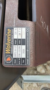 lot 4062 image: Unused Wolverine Skid Steer Attachment Plate 18.7 in Width 125 lbs QMP2-16-12T