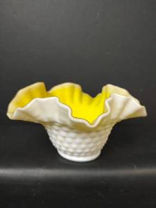 lot 57 image: Vintage Glass Ruffled Edge Bowl with Raised Dot Pattern, White Exterior, Yellow Interior, see last two pictures using black light