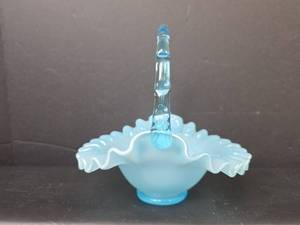 lot 95 image: Blue Ruffled Basket with Handle