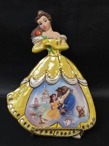 lot 142 image: Bradford Exchange Disney Belle Loves First Kiss Porcelain Plate A1675 with Certificate of Authenticity