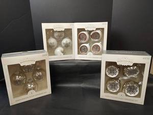 lot 233 image: Handcrafted Glass Ornaments